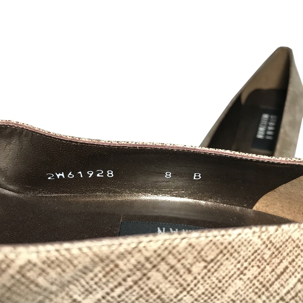 Excellent Condition Stuart Weitzman Taupe 8b - image 8